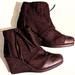 Toms Desert Brown Boot Wedges